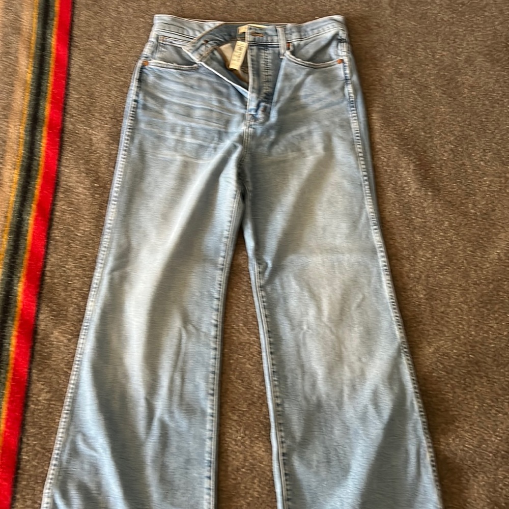 Madewell NWT 11” High-rise Flare Jeans